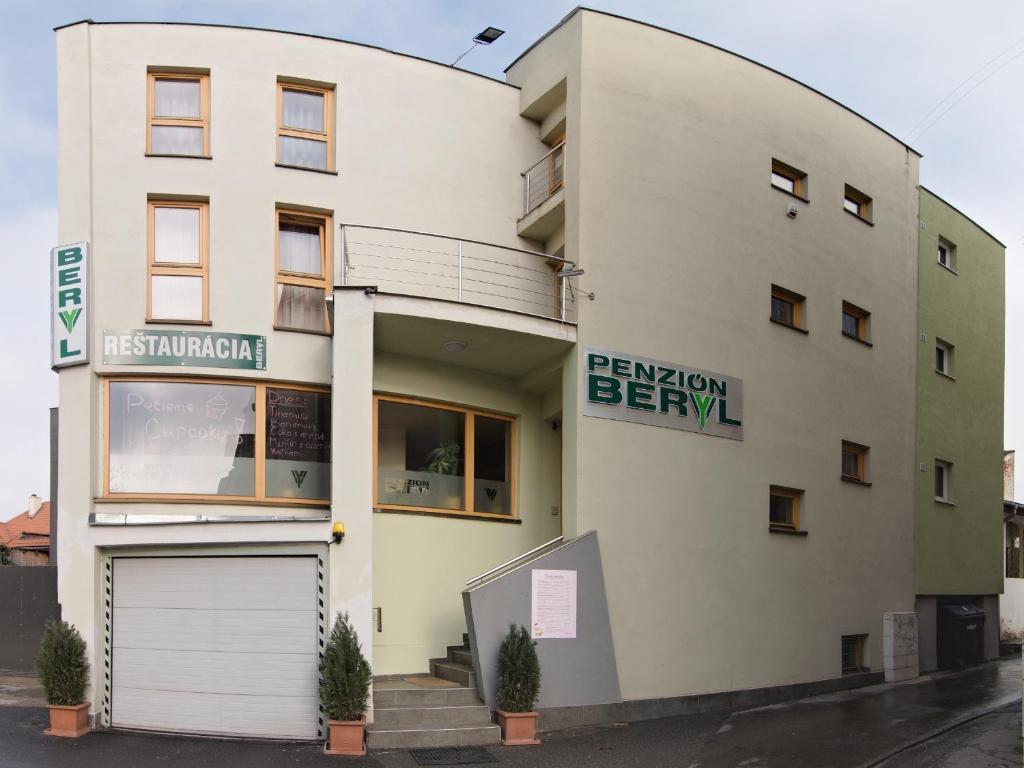Penzion Beryl Кошице Экстерьер фото